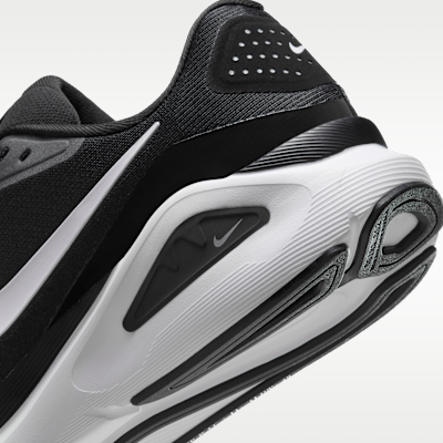 Nike Structure 26 Men's Road Running Shoes (Extra Wide). Nike ZA